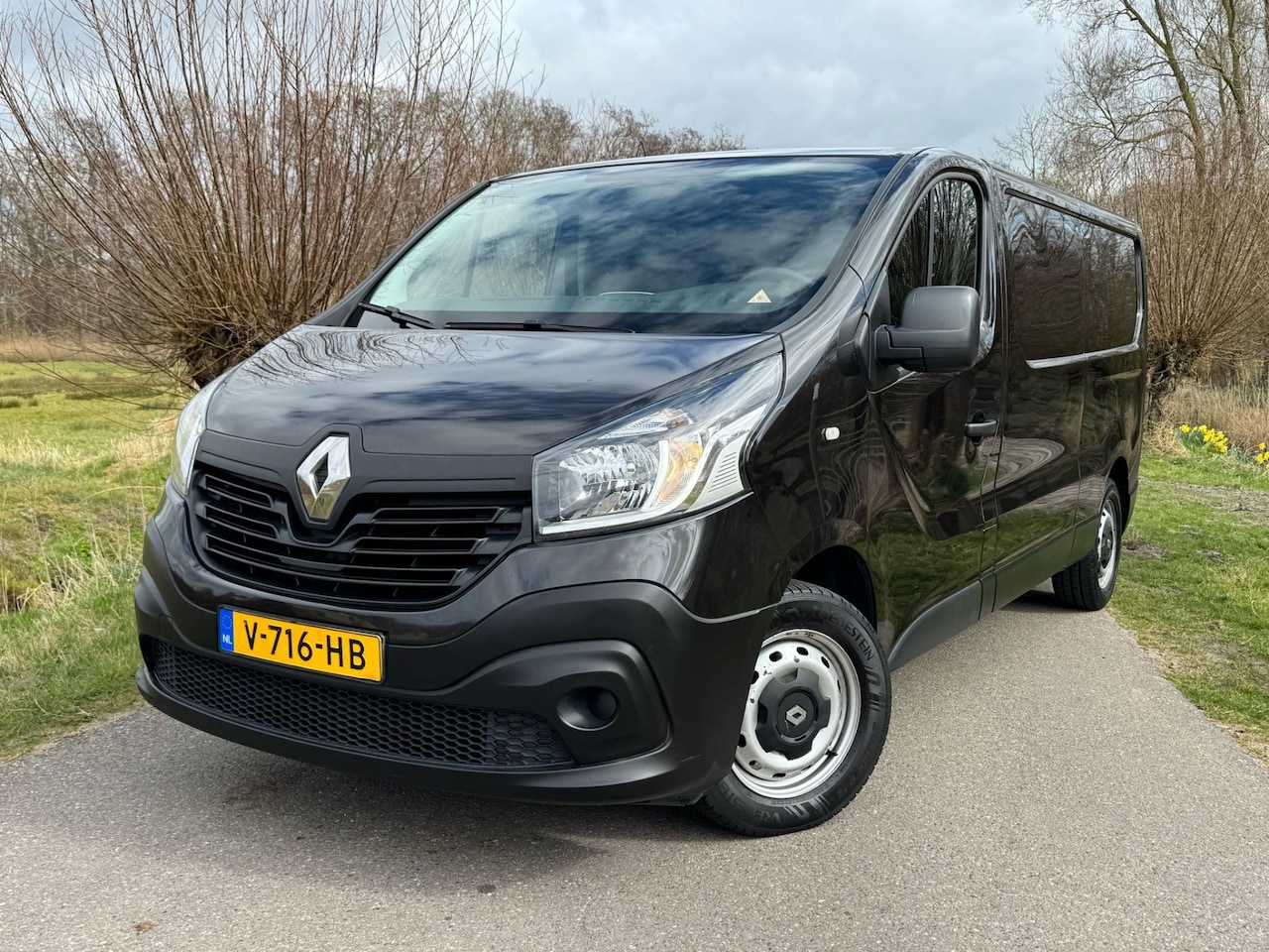 Renault Trafic - 1.6 dCi T29 L2H1 Comfort / Marge / 1 Eigenaar / Airco / Navigatie / Cruise Control / 3 x z - AutoWereld.nl