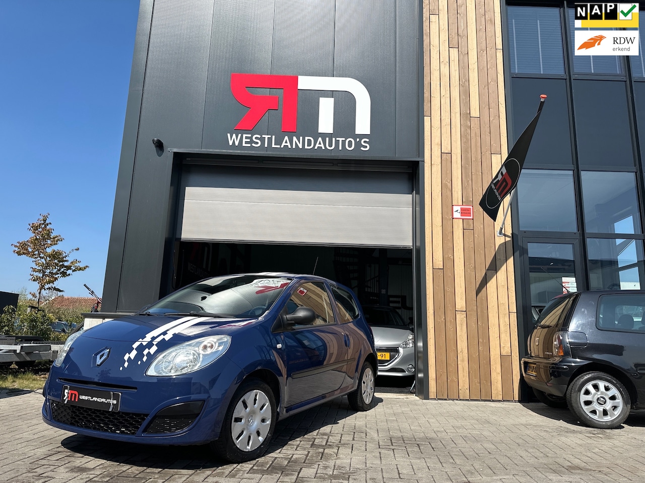 Renault Twingo - 1.2 Authentique/airco/centrale lock/elektrische ramen/NL-auto/NAP/2 sleutels - AutoWereld.nl