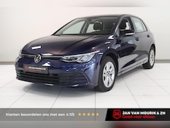 Volkswagen Golf - 1.0 TSI Life | Camera | Adaptieve cruise control | Navigatie | LED | Climatronic |