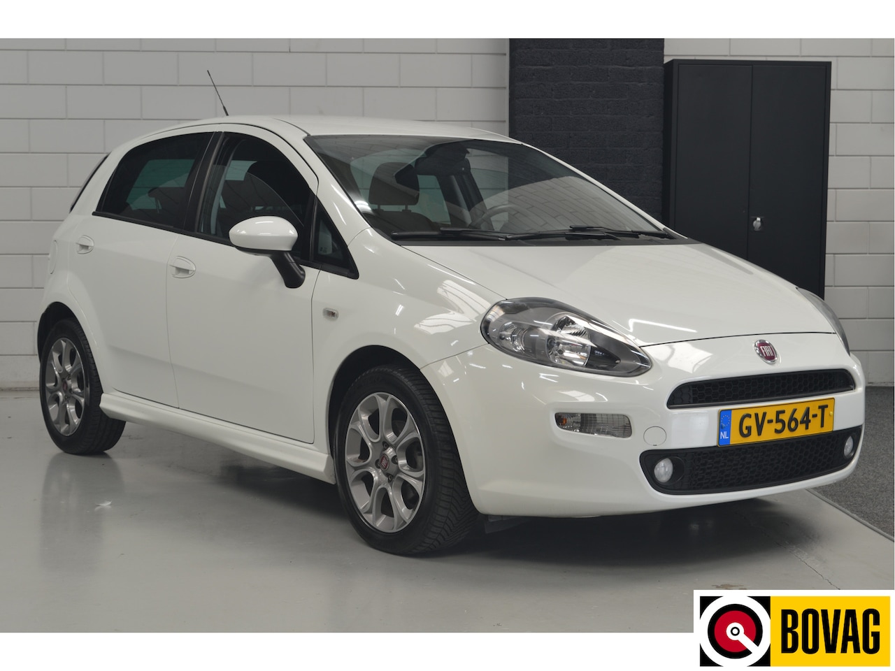 Fiat Punto Evo - 0.9 TwinAir Lounge // 68.000 km // CLIMA // CRUISE // PARKEERSENSOREN // - AutoWereld.nl