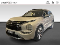 Mitsubishi Outlander - 2.4 PHEV Instyle Van € 62.395, - voor € 60.330,