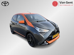 Toyota Aygo - 1.0 VVT-i x-JBL | Apple Carplay / Android Auto | 15 inch | Clima | Camera