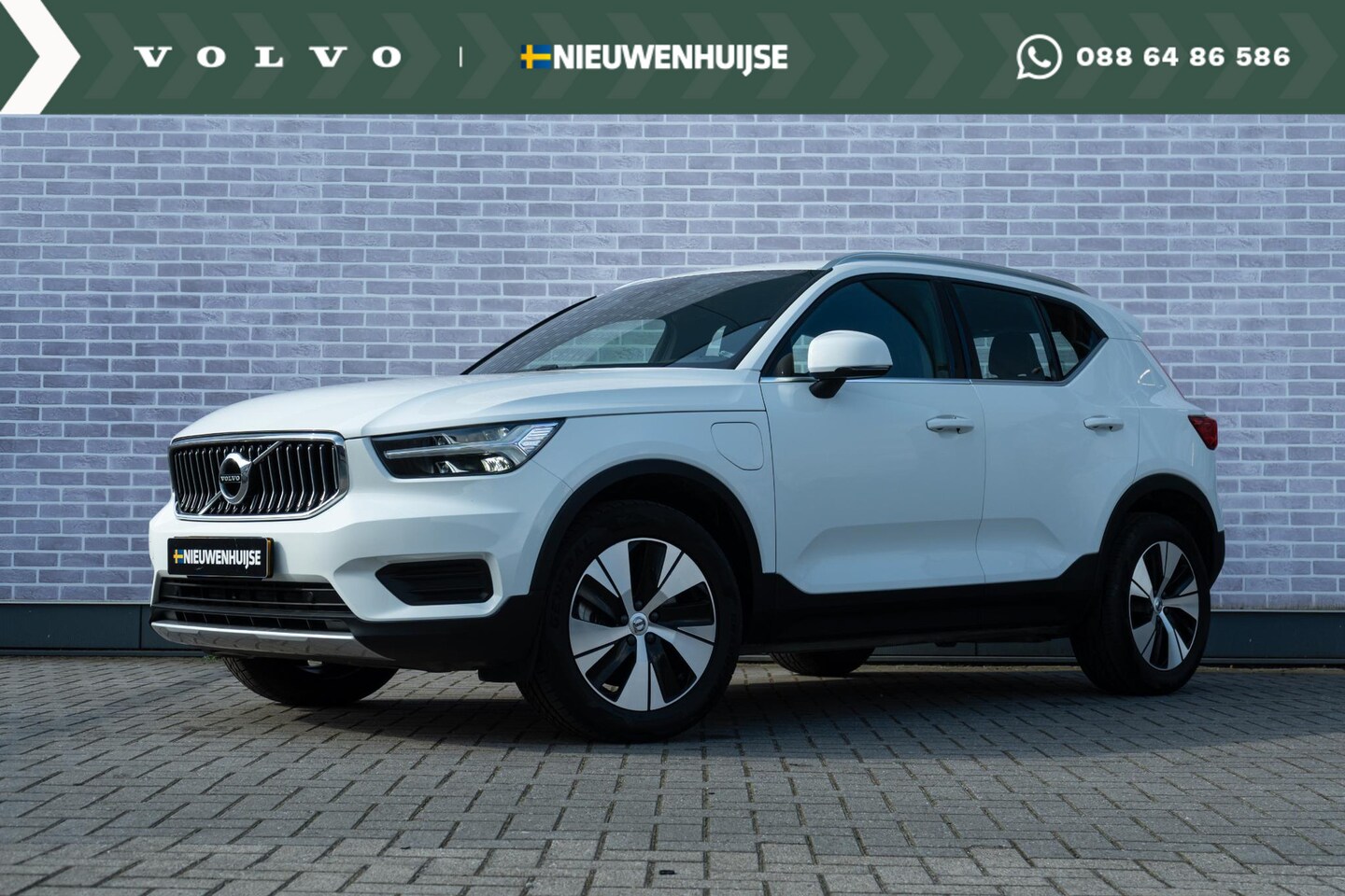 Volvo XC40 - T4 Plug-in hybrid Inscription Expression | Navi | Cruise Control | Keyless | Traffic Sign - AutoWereld.nl