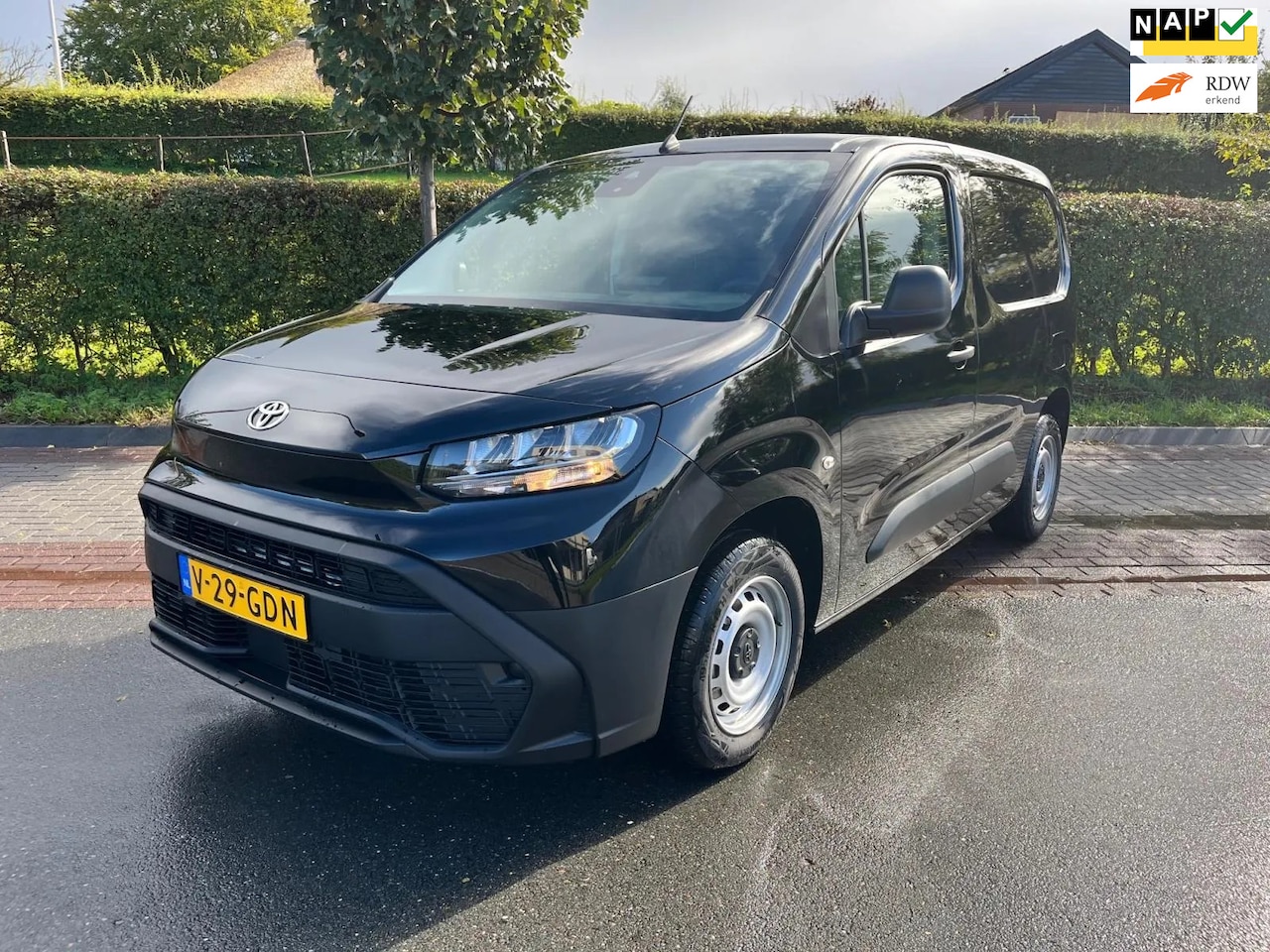 Toyota ProAce City - 10Jaar Garantie, Navi, pdc BPM VRIJ ! NIEUW - AutoWereld.nl