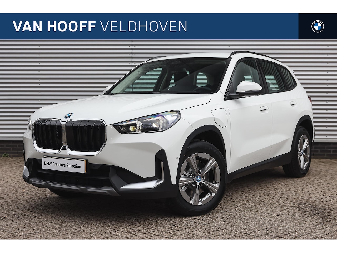 BMW X1 - xDrive25e Automaat / Trekhaak / Adaptieve LED / Parking Assistant Plus / Comfort Access / - AutoWereld.nl