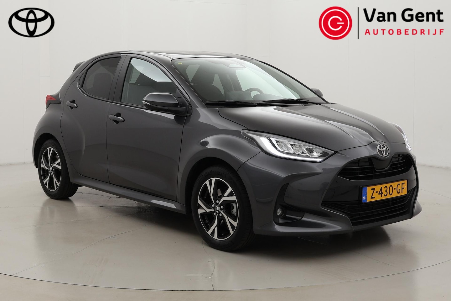 Toyota Yaris - 1.5 Hybrid 115 First Edition | Navigatie | Adaptive Cruise | Digitaal instrumentenpaneel | - AutoWereld.nl