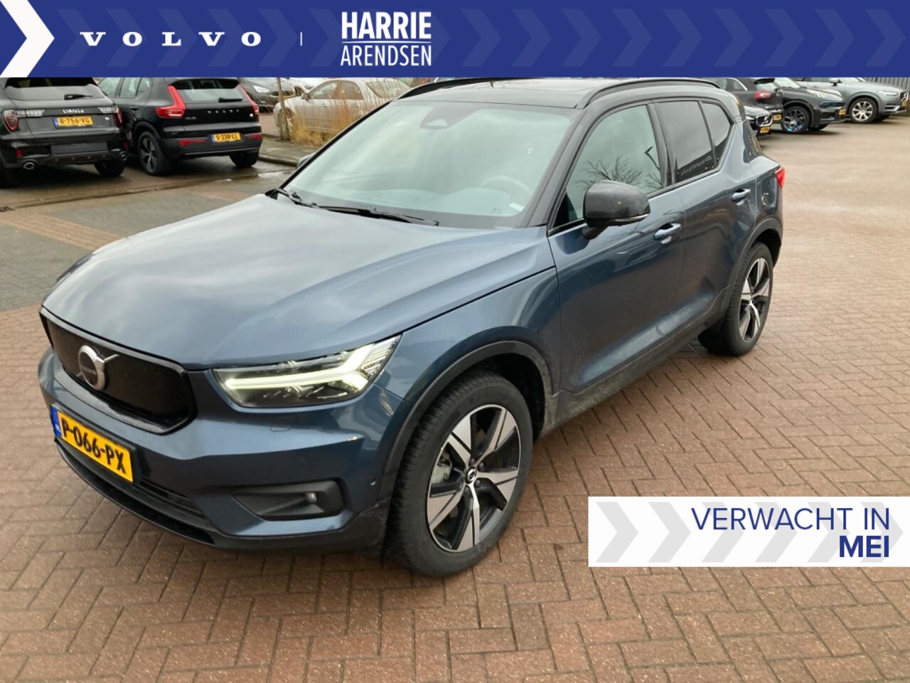 Volvo XC40 - Recharge Twin Pro | Panoramadak | Harman Kardon | Trekhaak | Stoel/Stuurverwarming | - AutoWereld.nl