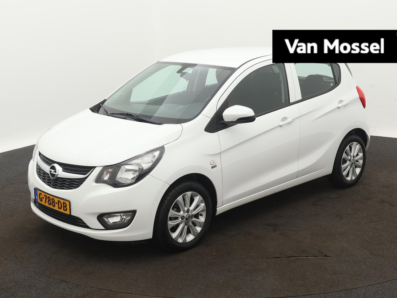 Opel Karl - 1.0 ecoFLEX 120 Jaar Edition | 75pk | Airco | Parkeersensoren | Lichtmetalen Velgen | 51.0 - AutoWereld.nl