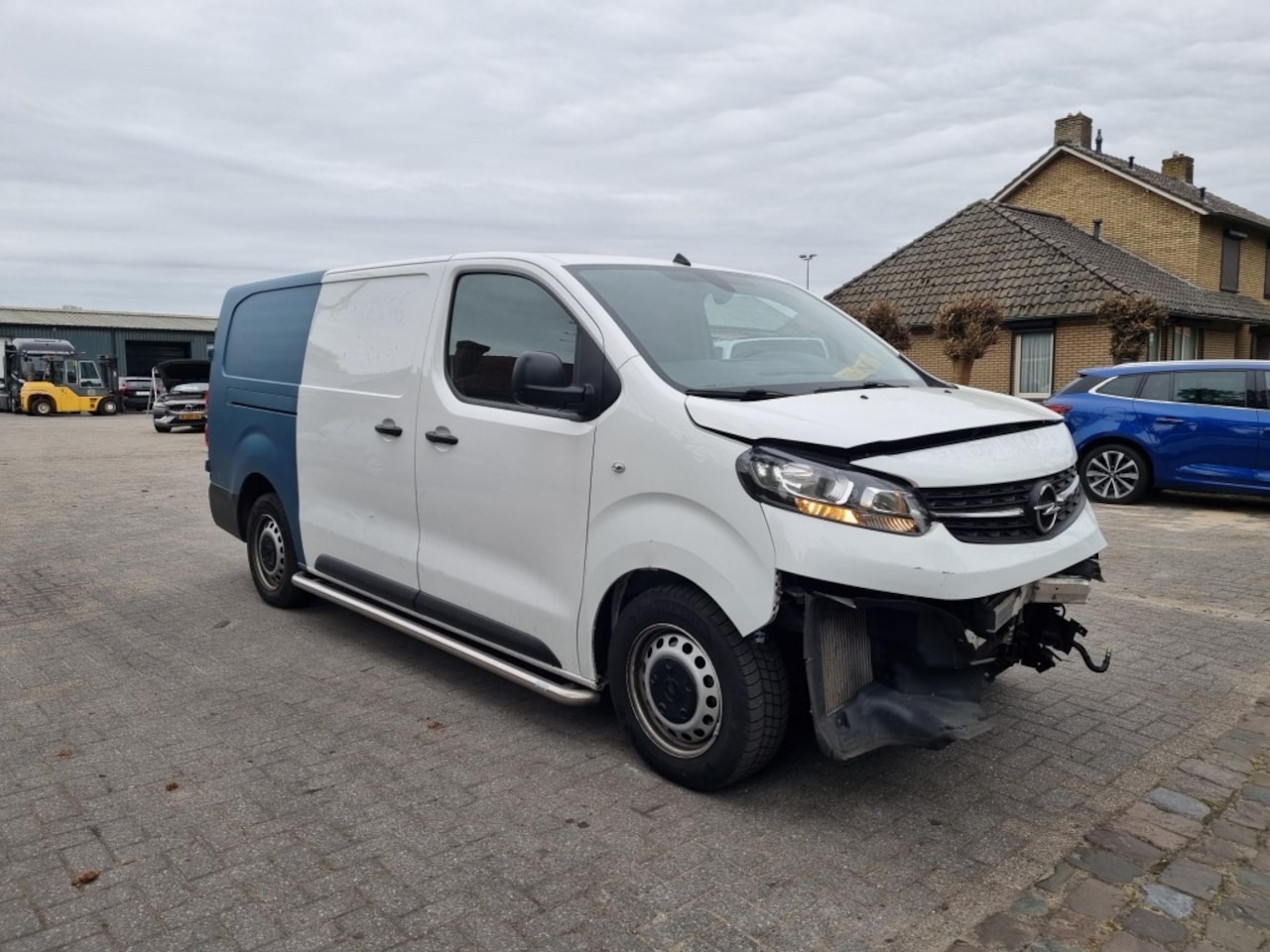 Opel Vivaro - 2.0 CDTI L3H1 Edit. - AutoWereld.nl