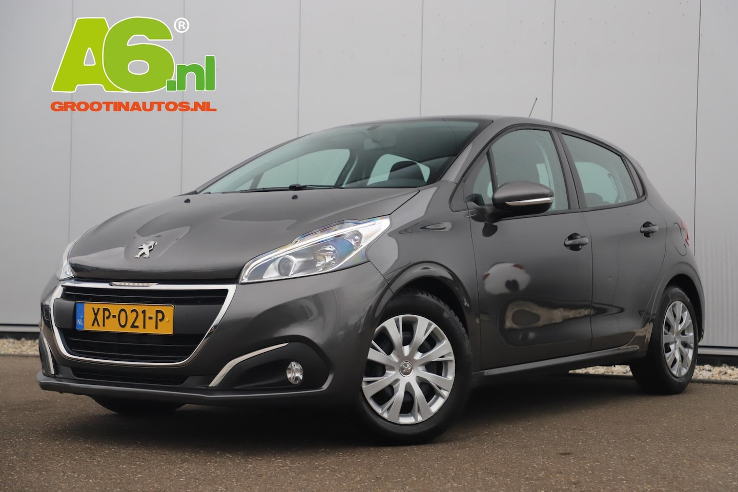 Peugeot 208 - 1.5 BlueHDi Blue Lease Active Navigatie Carplay Android Airco Cruise Parkeersensor Bluetoo - AutoWereld.nl