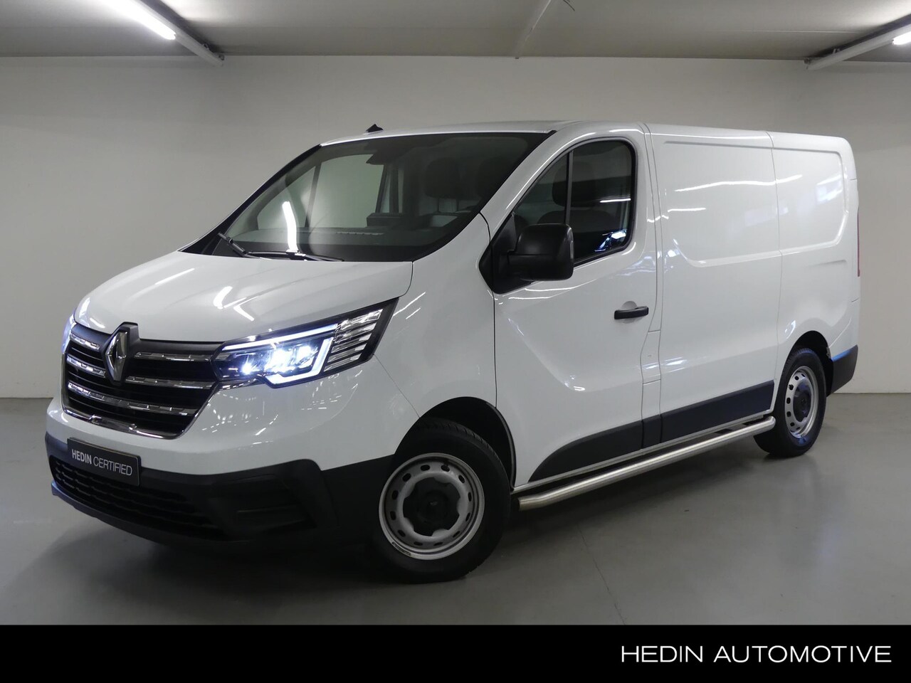 Renault Trafic - 2.0 dCi 110 T29 L1H1 Comfort | Easy Link Multimedia & Navigatie | LED Pure Vision | Airco - AutoWereld.nl
