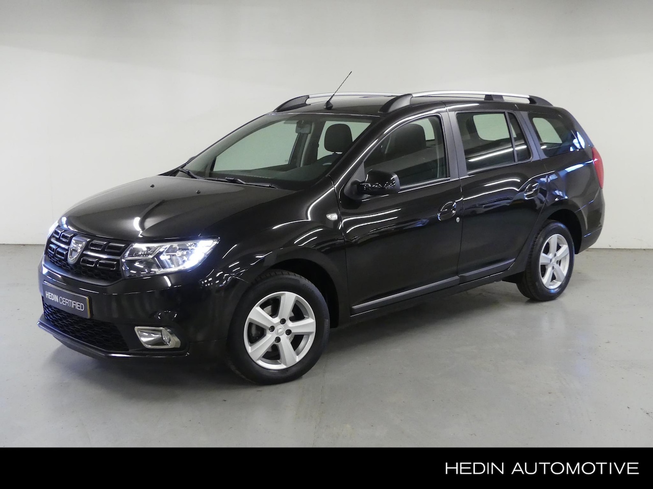 Dacia Logan MCV - TCe 90 Laureate | MediaNav Multimedia & Navigatie | Camera | Parkeersensoren | Lichtmetale - AutoWereld.nl