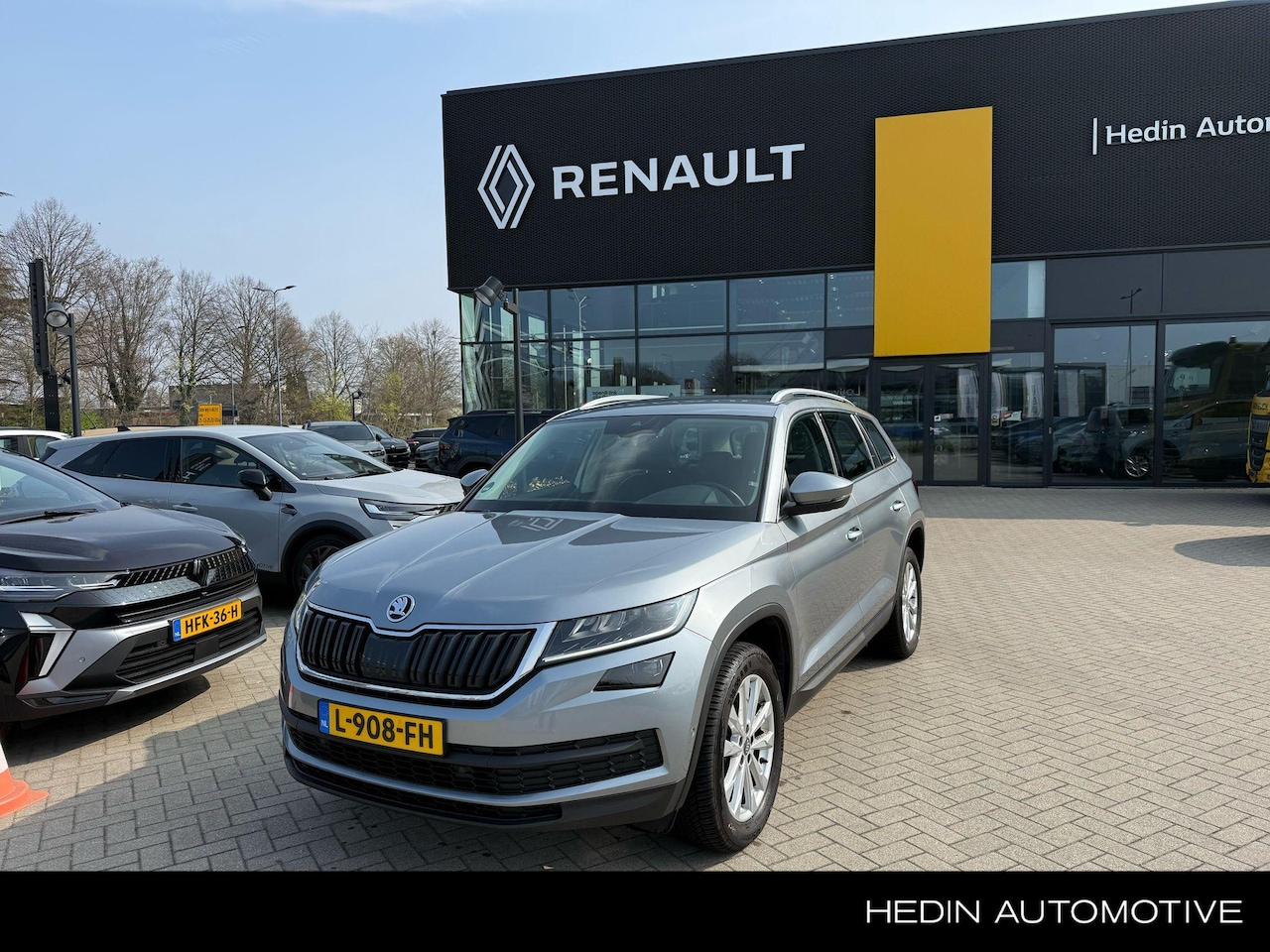 Skoda Kodiaq - 1.5 TSI 150 PK Automaat Business Edition Plus | 360 camera | Wegdraaibare Trekhaak - AutoWereld.nl