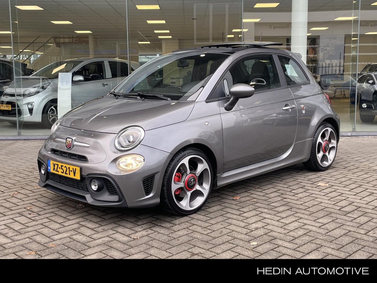 Abarth 500 - 1.4 T-Jet Abarth 595 Nav | Climate Control | Schuif/kantel dak | 146 PK! - AutoWereld.nl