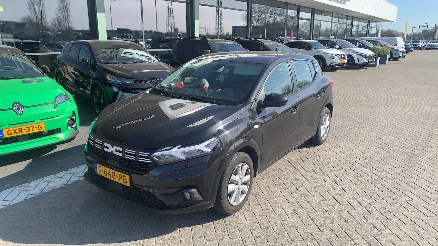 Dacia Sandero - 1.0 TCe 100 ECO-G Expression 1.0 TCe 100 ECO-G Expression - AutoWereld.nl