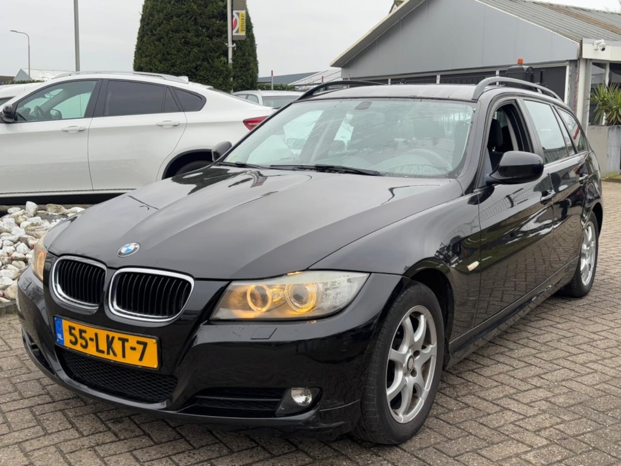BMW 3-serie Touring - 316i Zwart 2010 Xenon - AutoWereld.nl