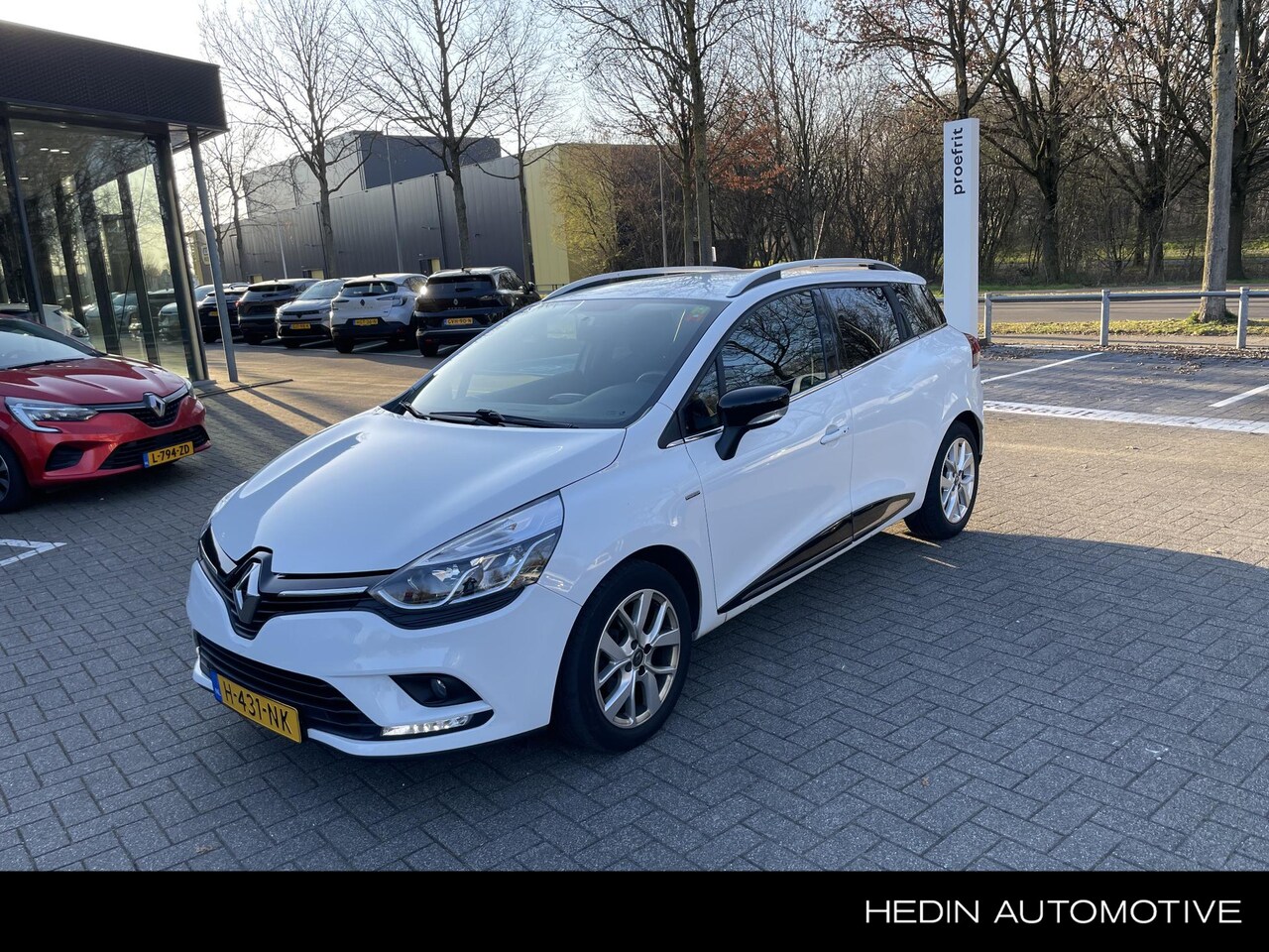 Renault Clio Estate - 0.9 TCe Limited 1e eigenaar / dealer-onderhouden / navi / airco / pdc - AutoWereld.nl
