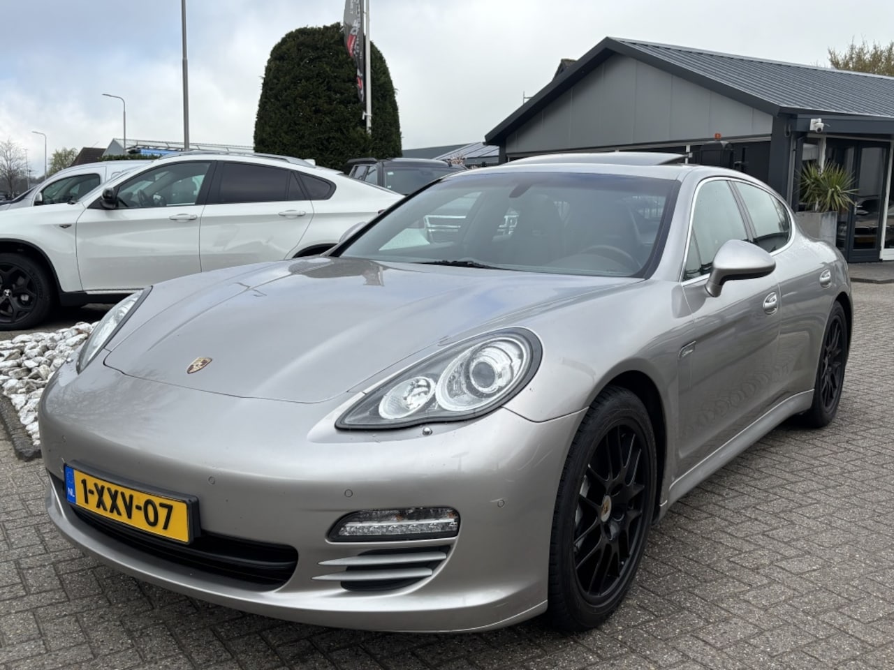 Porsche Panamera - 4.8 4S V8 2010 Youngtimer Sportchrono Schuifdak - AutoWereld.nl
