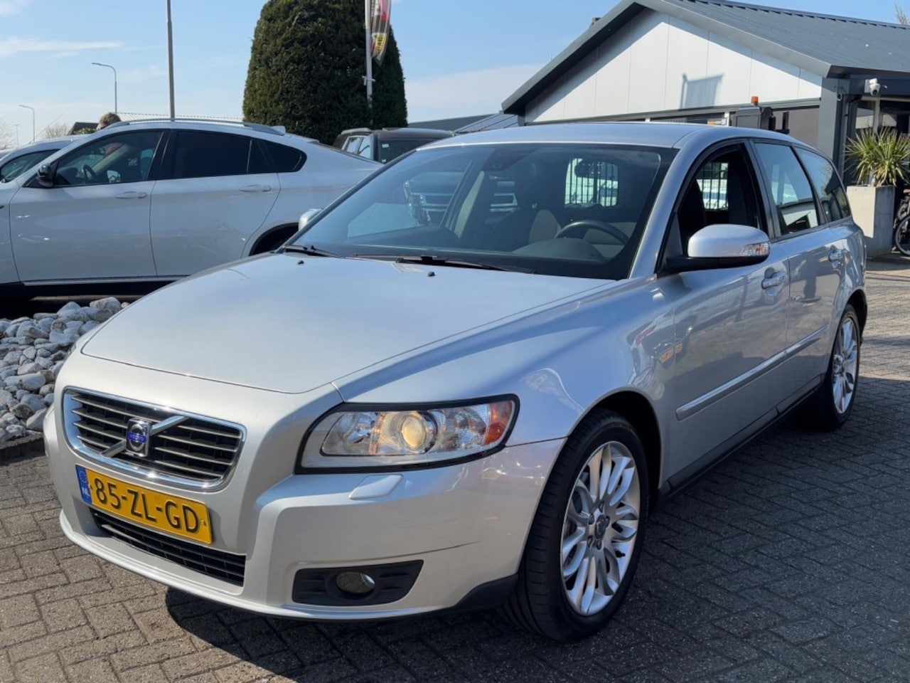 Volvo V50 - 1.8 Edition I 2008 Trekhaak Youngtimer - AutoWereld.nl