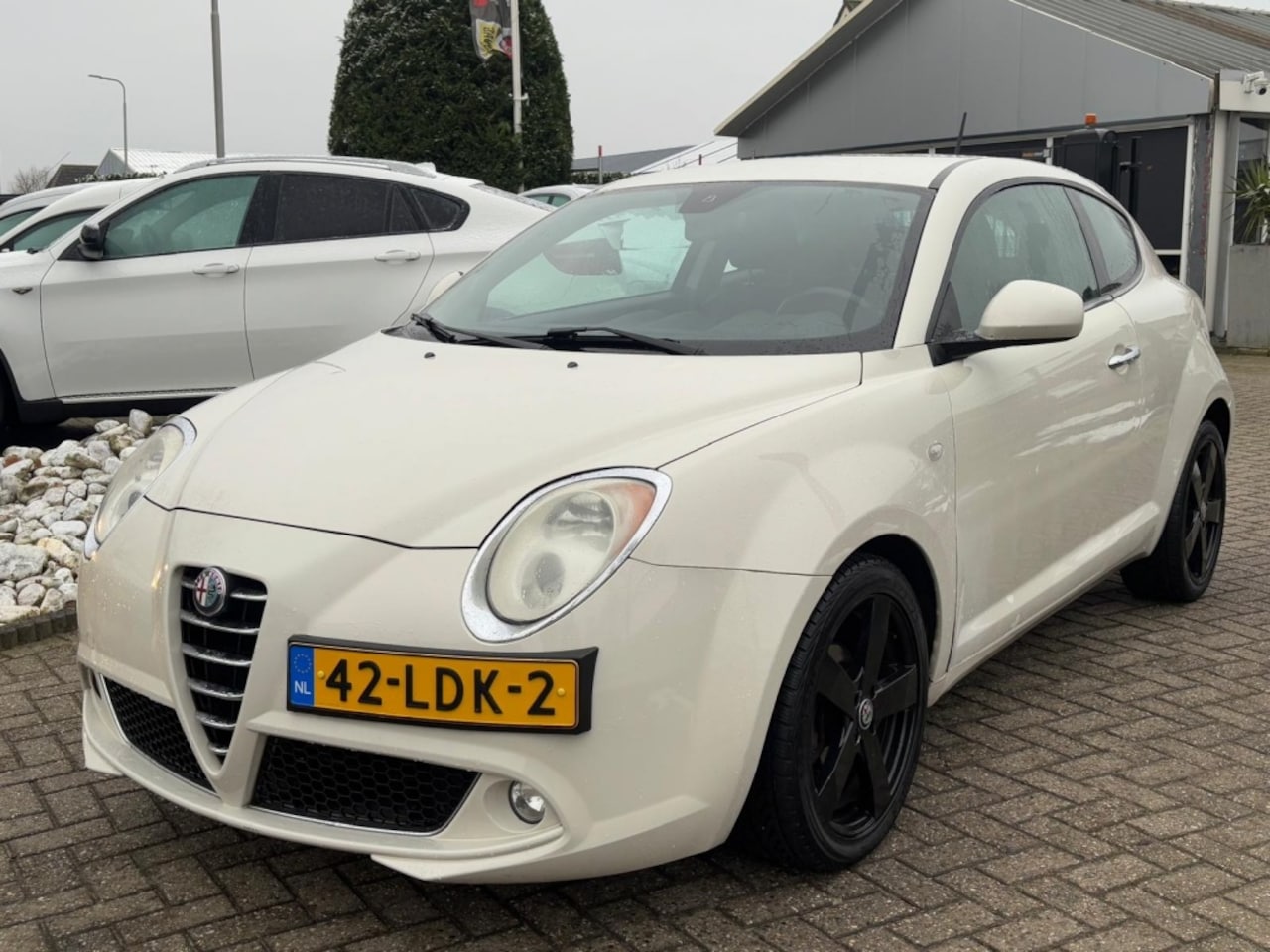 Alfa Romeo MiTo - 1.4 Benzine Distinctive 2010 Wit - AutoWereld.nl