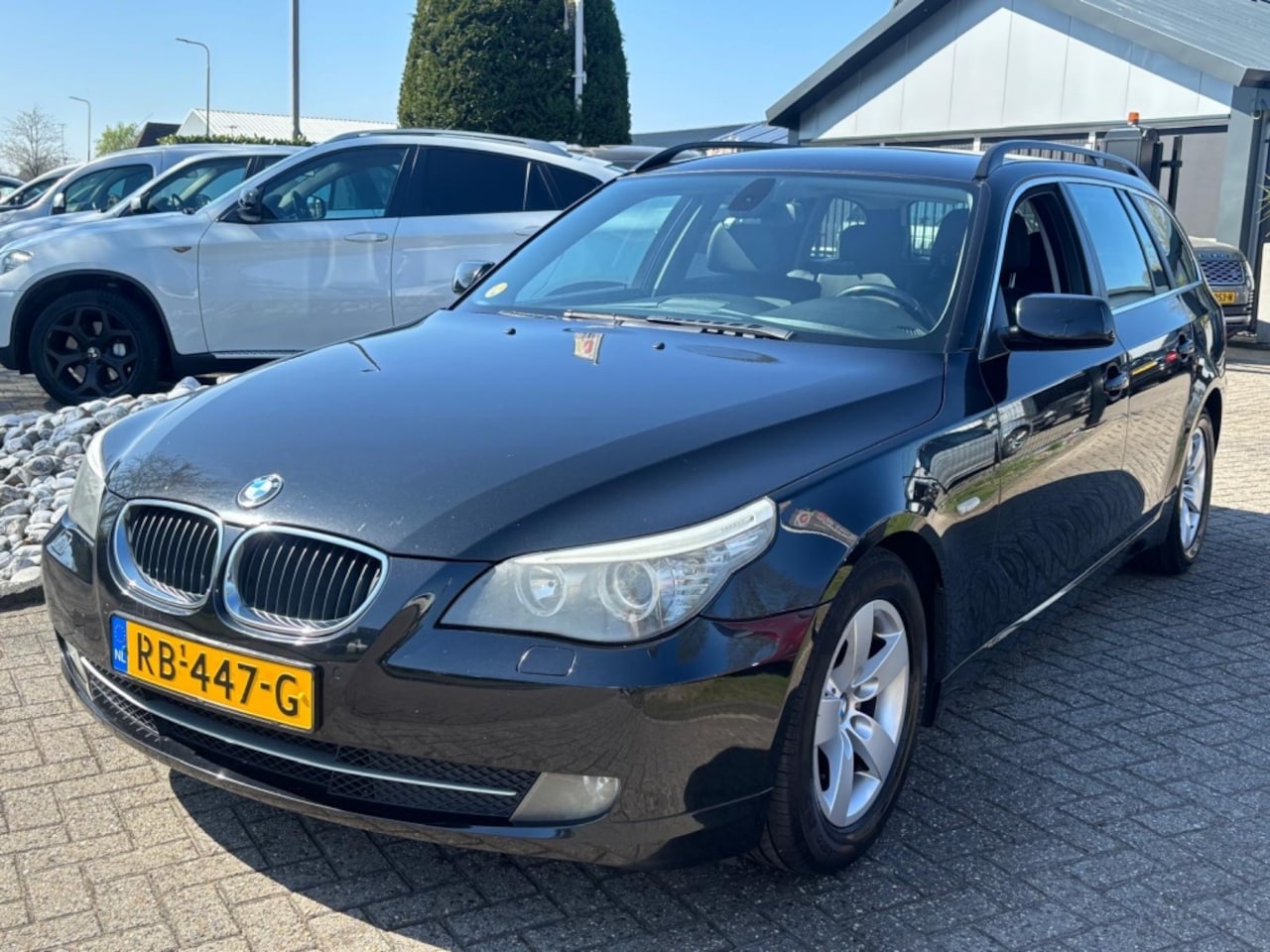 BMW 5-serie Touring - 520D Handgeschakeld Diesel Youngtimer - AutoWereld.nl