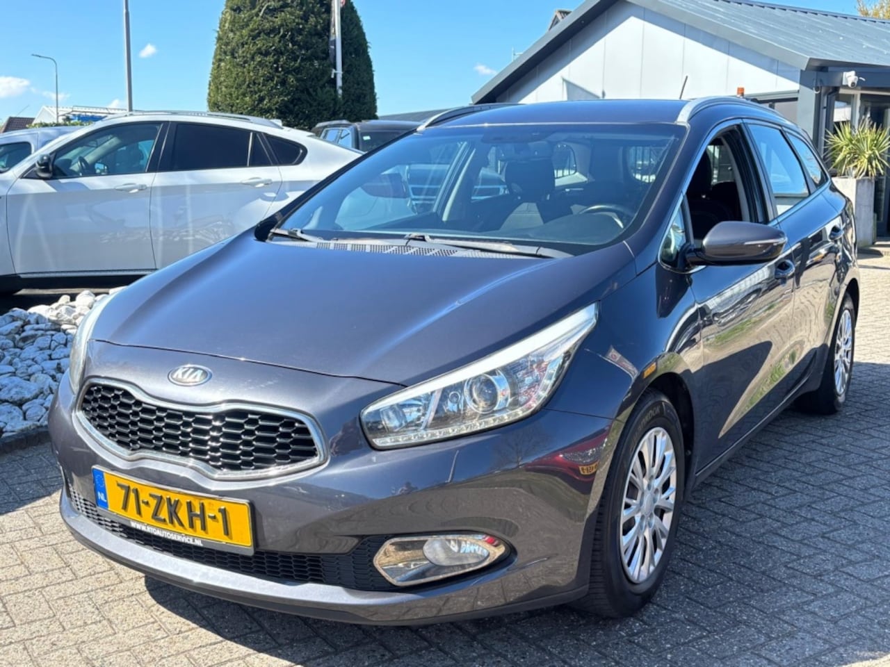 Kia Cee'd Sportswagon - 1.6 GDI Plus Pack 1.6 GDI Plus Pack - AutoWereld.nl
