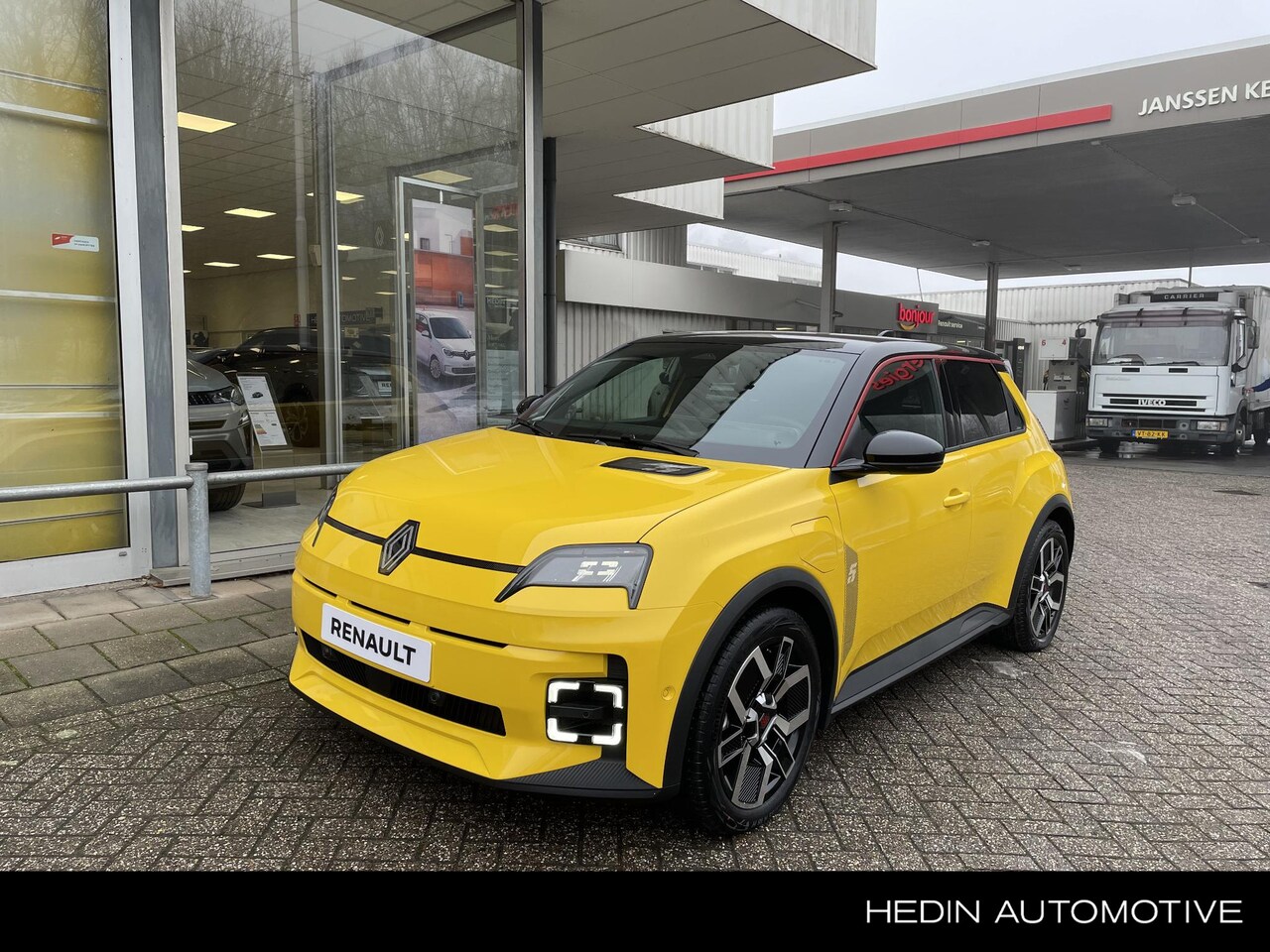 Renault 5 - comfort range techno 52 kWh | VOORRAAD DIRECT LEVERBAAR | STOELVERWARMING | CAMERA | KEYLE - AutoWereld.nl