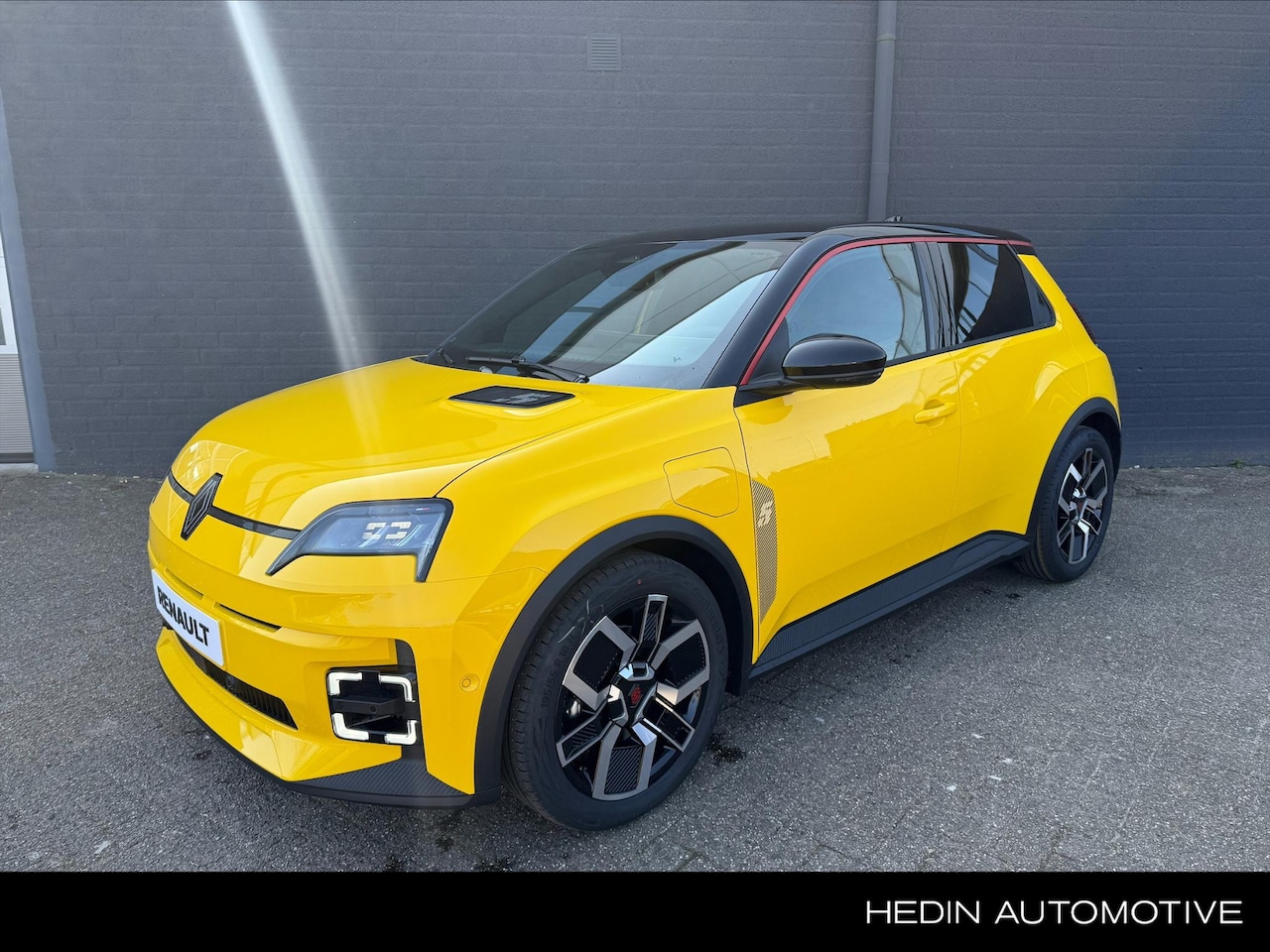 Renault 5 - comfort range techno 52 kWh - AutoWereld.nl