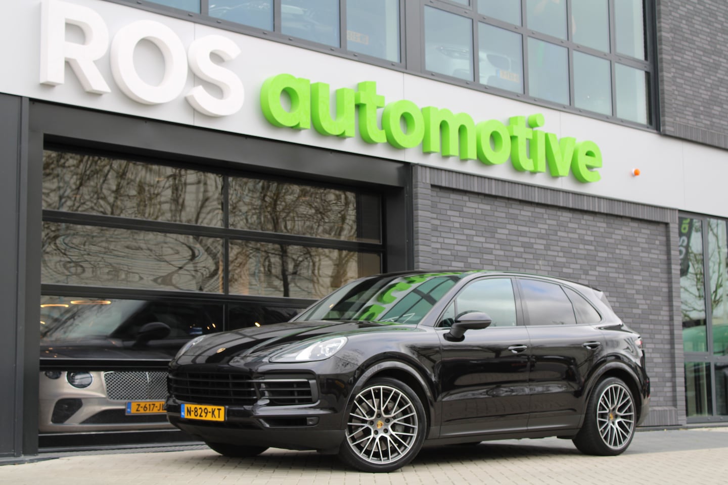Porsche Cayenne - 2.9 S | LUCHTVERING | BOSE | ELEK. TREKHAAK | CAMERA | - AutoWereld.nl