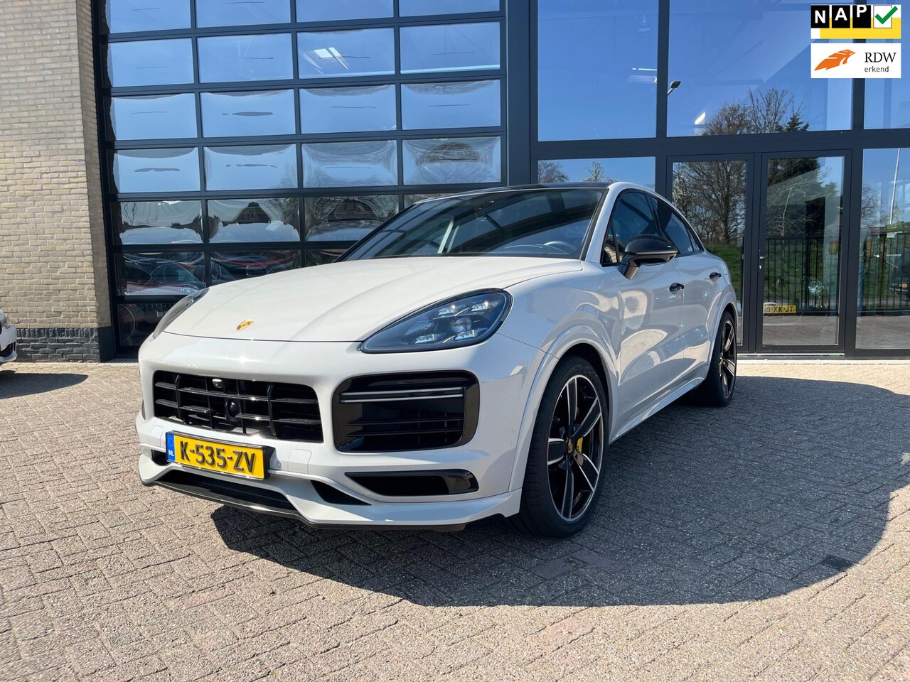 Porsche Cayenne Coupé - 4.0 Turbo S E-Hybrid , Burmester, Head up - AutoWereld.nl