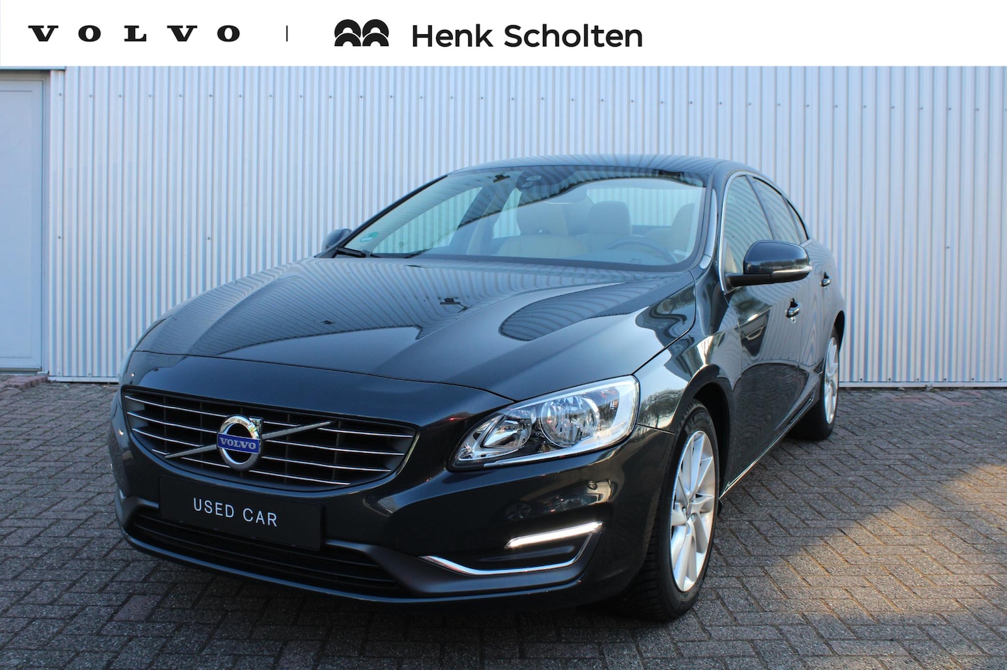 Volvo S60 - T3 Summum, Voorruit verwarming, Navigatie, Stoelverwarming voorzijde, Lederen stoelen, Bes - AutoWereld.nl