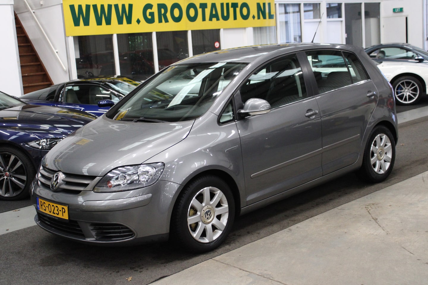 Volkswagen Golf Plus - 1.6 FSI Trendline Isofix, Stuurbekrachtiging - AutoWereld.nl
