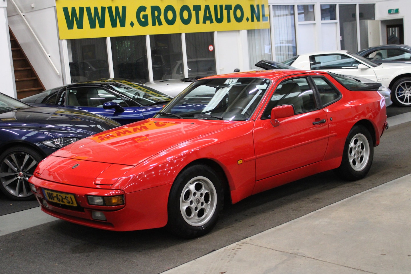 Porsche 944 - 2.5 Targa Dealer onderhouden - AutoWereld.nl