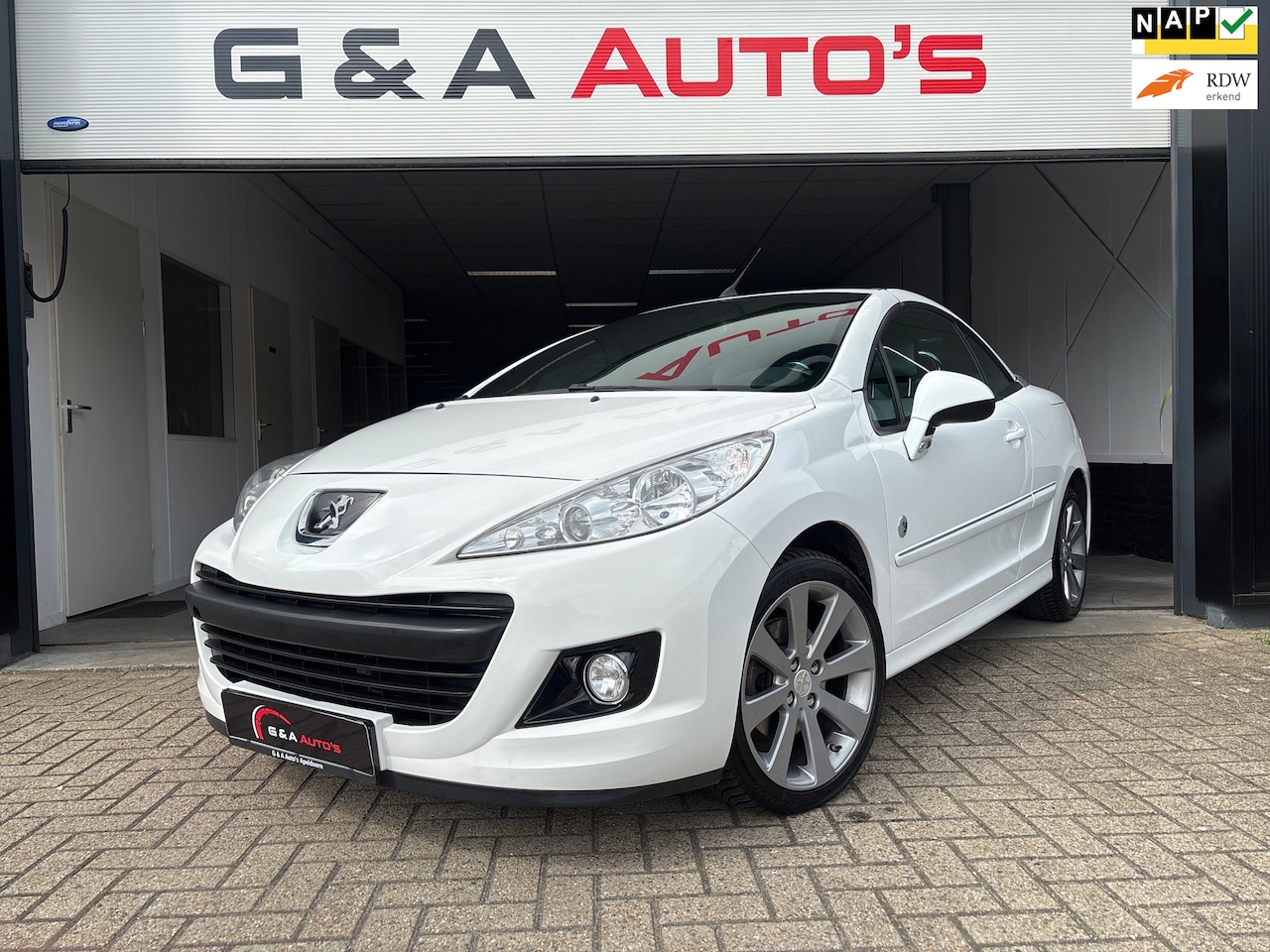 Peugeot 207 CC - 1.6 THP ROLAND GARROS / AIRCO / CRUISE CTRL / STOELVERW. - AutoWereld.nl