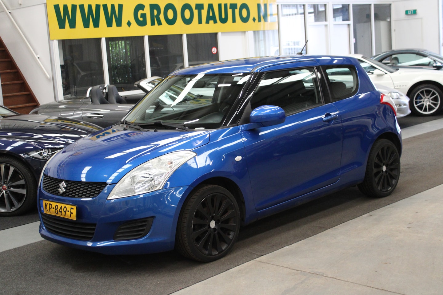 Suzuki Swift - 1.2 Base Airco, Isofix, Stuurbekrachtiging - AutoWereld.nl