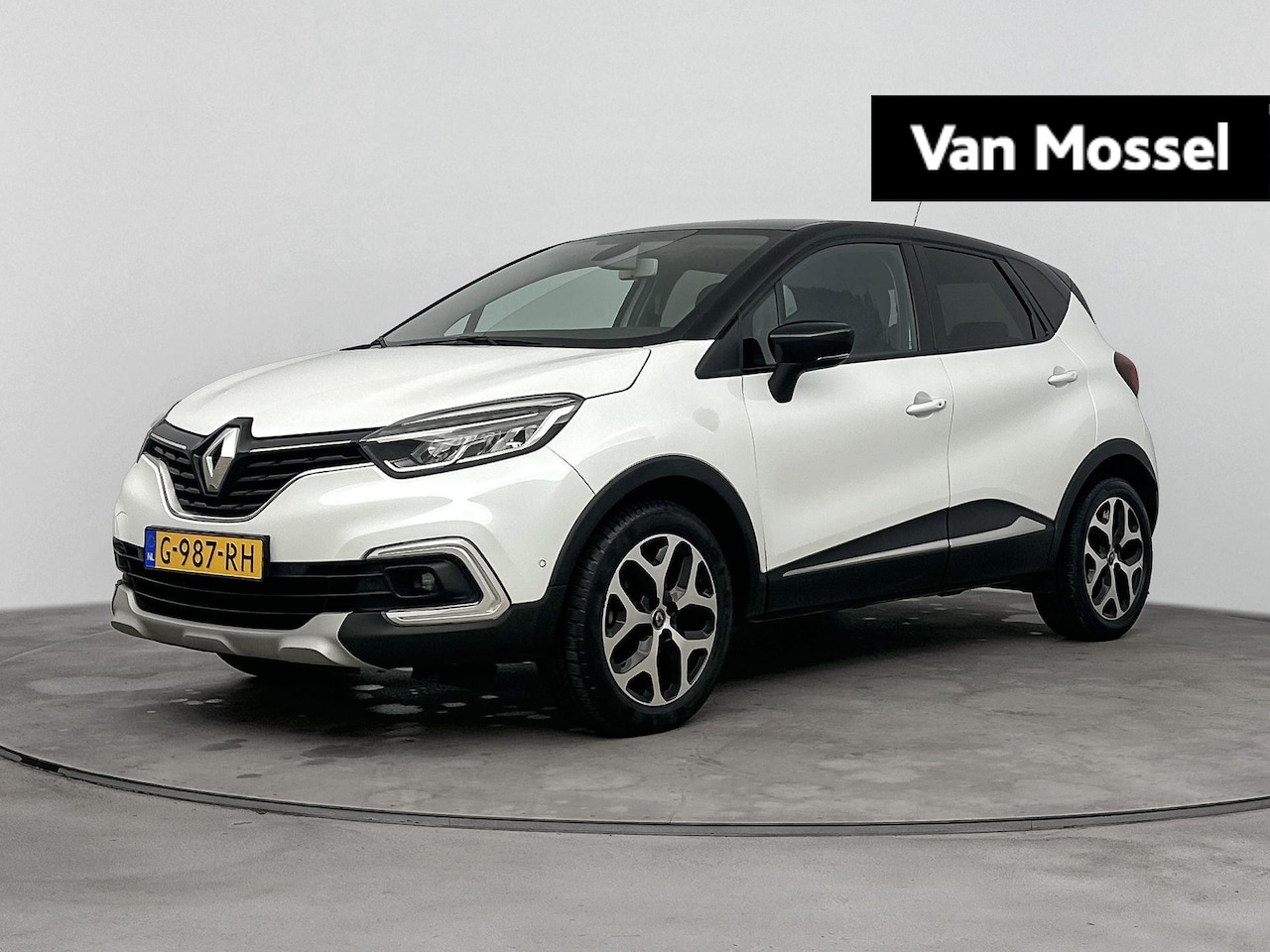Renault Captur - 1.3 TCe 130Pk Intens | Airco | Trekhaak | Navigatie | Achteruitrijcamera | Climate & Cruis - AutoWereld.nl