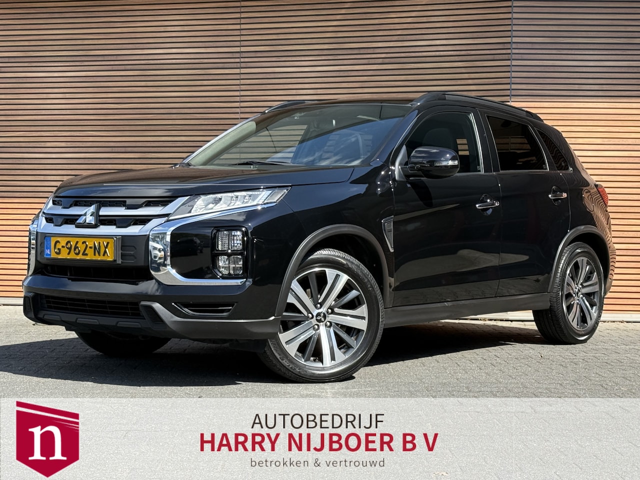 Mitsubishi ASX - 2.0 Instyle Panodak / Clima / Leer / Navi / LED - AutoWereld.nl
