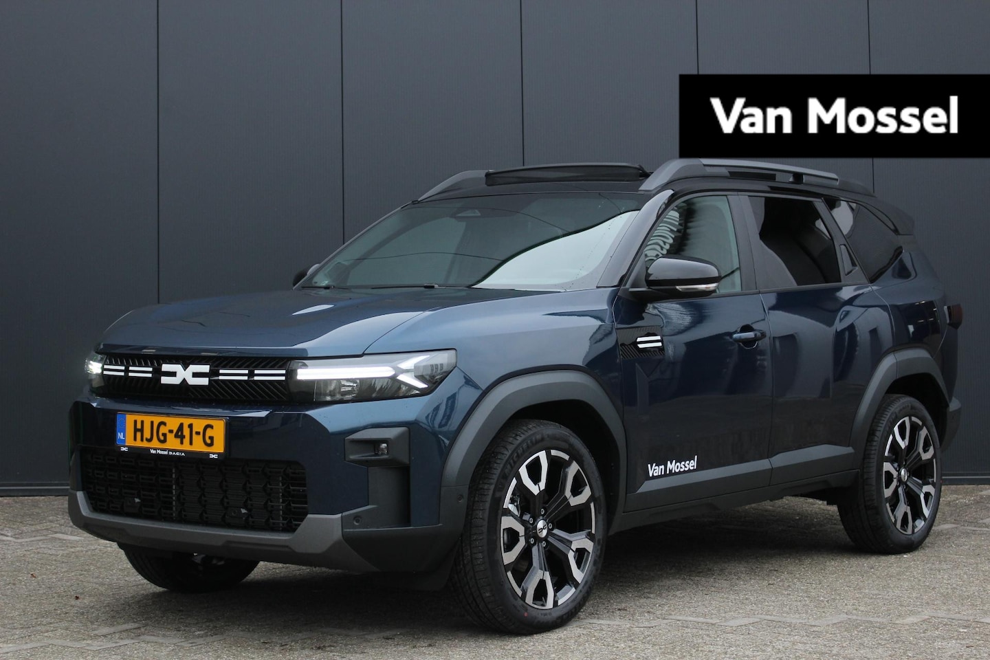 Dacia Bigster - 1.8 Hybrid 155Pk Launch Edition | Navigatie | Apple & Android Carplay | Panorama Schuif/-K - AutoWereld.nl