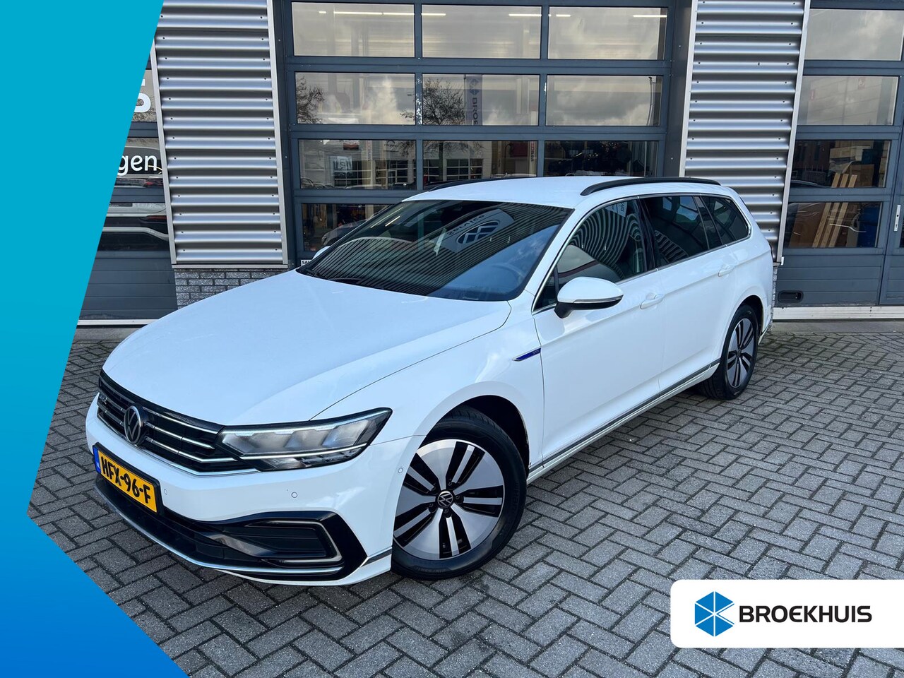 Volkswagen Passat Variant - 1.4 TSI 204 pk PHEV GTE Business 6-DSG | Trekhaak elektrisch uitklapbaar | Dodehoek | ACC - AutoWereld.nl