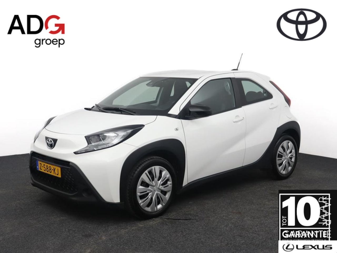 Toyota Aygo X - 1.0 VVT-i MT Play | Airco | Apple carplay-Android auto | Parkeercamera | - AutoWereld.nl