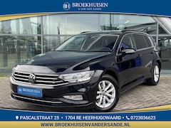 Volkswagen Passat Variant - 1.5 TSI Business 150pk Navigatie / Stoelverwarming / Trekhaak
