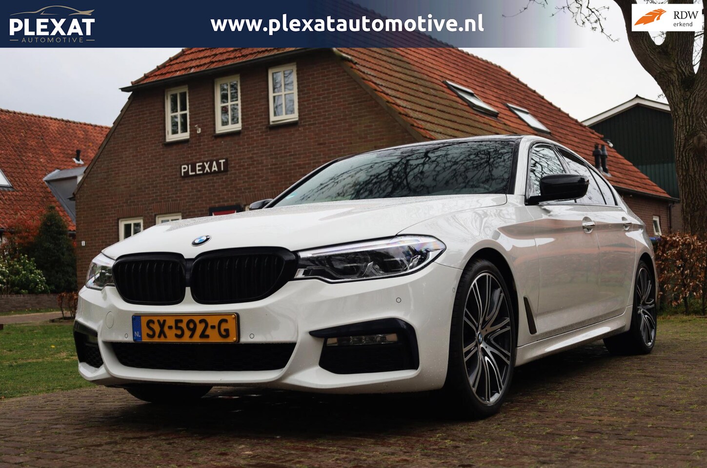 BMW 5-serie - 520i High Executive Aut. | M-Pakket | Panorama | Luxe Leder | Lichtmetaal | Stoelverwarmin - AutoWereld.nl