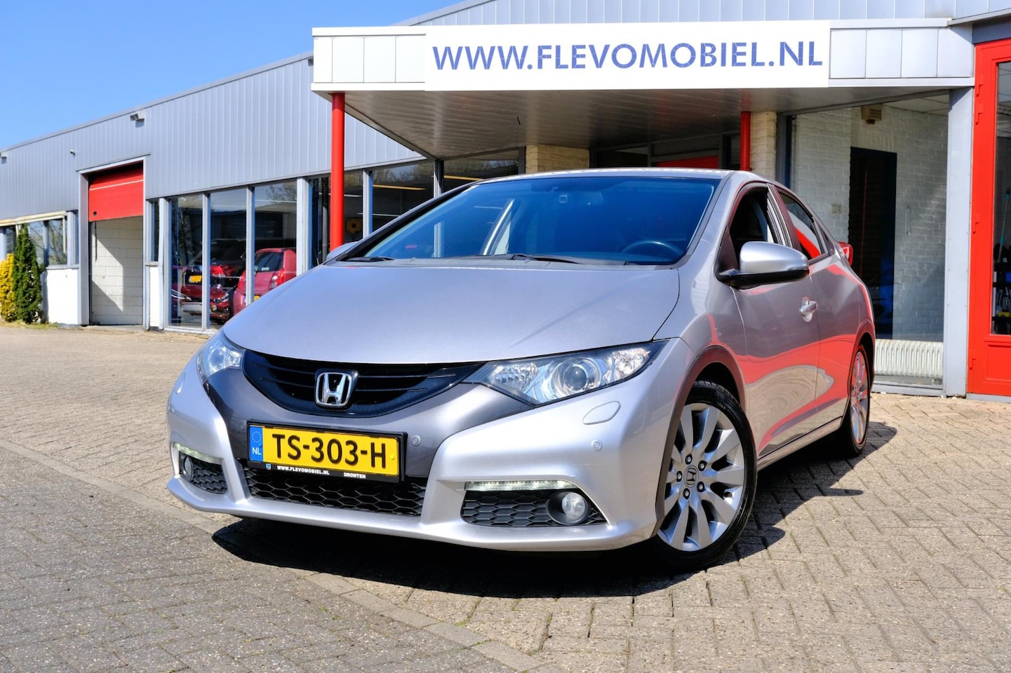 Honda Civic - 1.8 Lifestyle 5-drs Xenon|Stoelverw.|PDC|Enz. - AutoWereld.nl