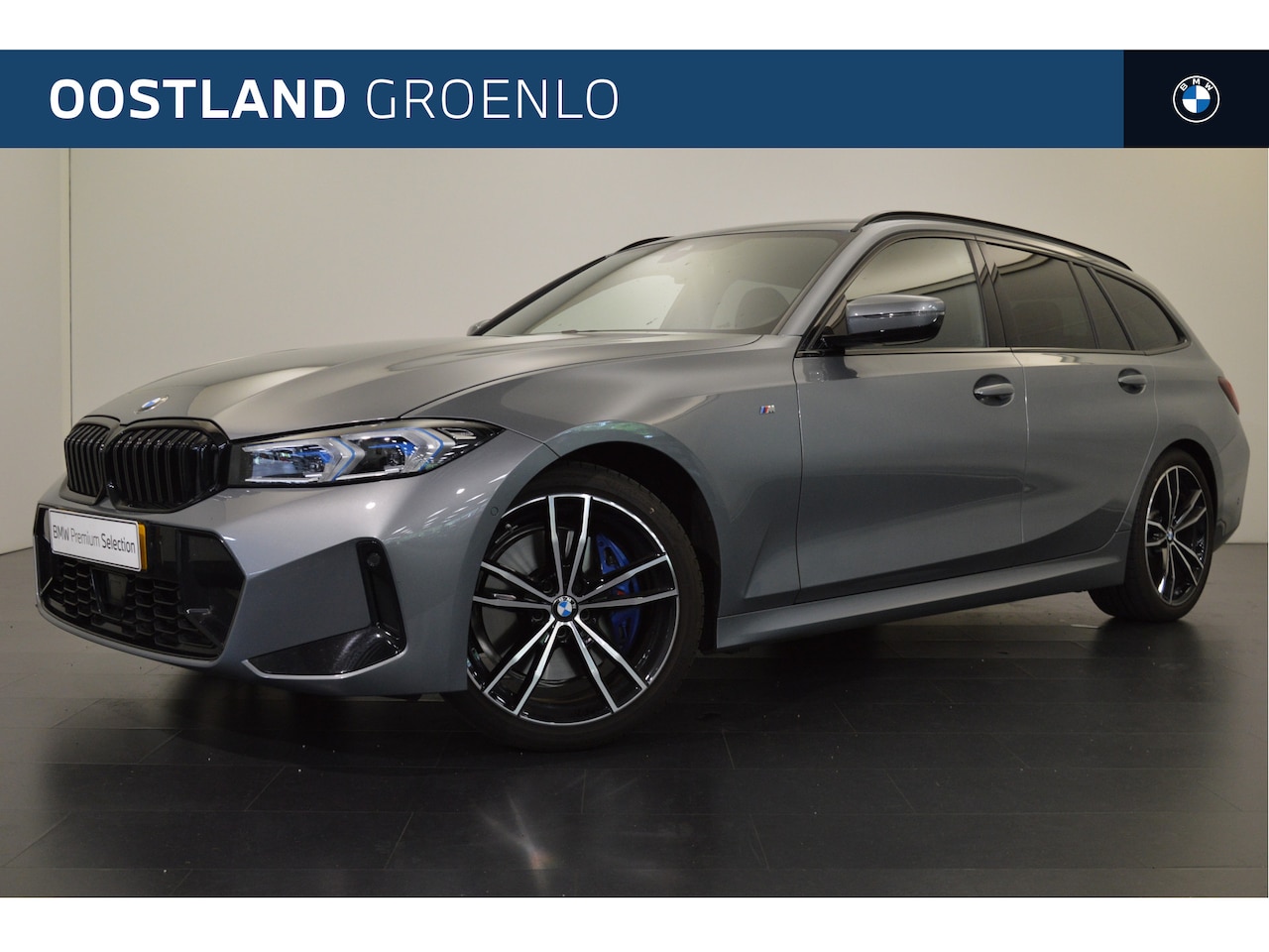 BMW 3-serie Touring - 320i M Sport (incl. 3 jaar gratis onderhoud) / Sportstoelen / Trekhaak / Adaptieve LED / A - AutoWereld.nl