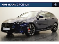 BMW 1-serie - 120 M Sport Automaat / Panoramadak / Sportstoelen / Adaptieve LED / M Adaptief onderstel /