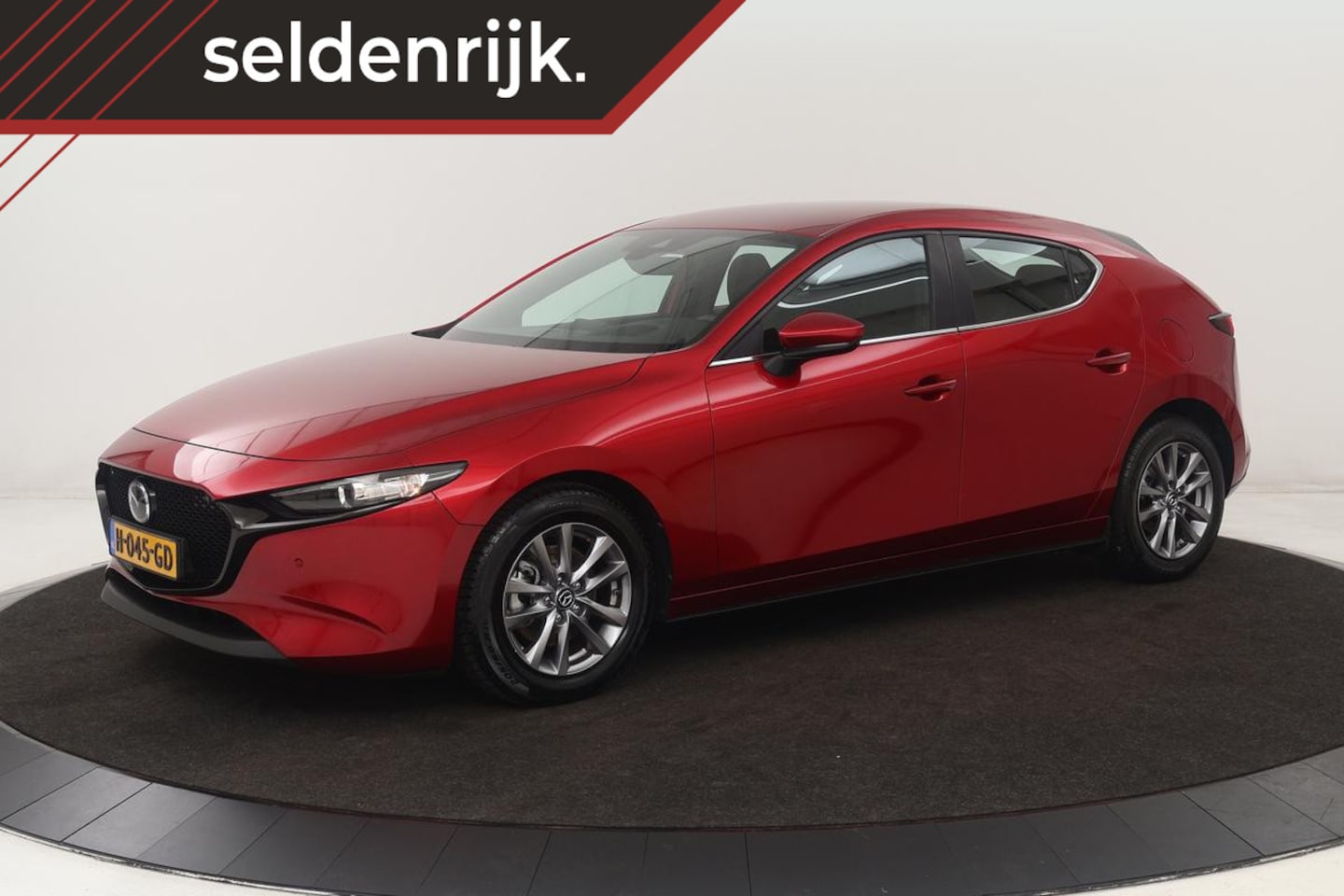 Mazda 3 - 2.0 SkyActiv-X Comfort | Stoel & stuurverwarming | Head-Up | Adaptive cruise | Camera | Ca - AutoWereld.nl