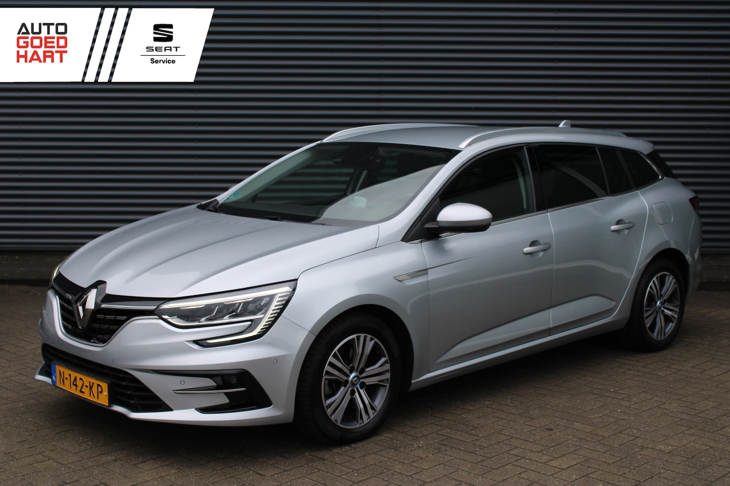Renault Mégane E-Tech - Estate 1.6 Plug-In Hybrid 160 Intens Head-Up Camera Full-Led Navigatie - AutoWereld.nl