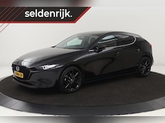 Mazda 3 - 3 2.0 SkyActiv-X Luxury | Head-Up | Leder | Stoel & stuurverwarming | BOSE Sound | Carplay