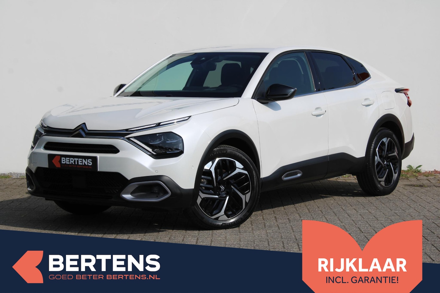 Citroën C4 X - PT 130 EAT8 Shine Citroen C4 X 1.2 PT 130 EAT8 Shine | Stoel- Stuur- & Voorruitverwarming - AutoWereld.nl