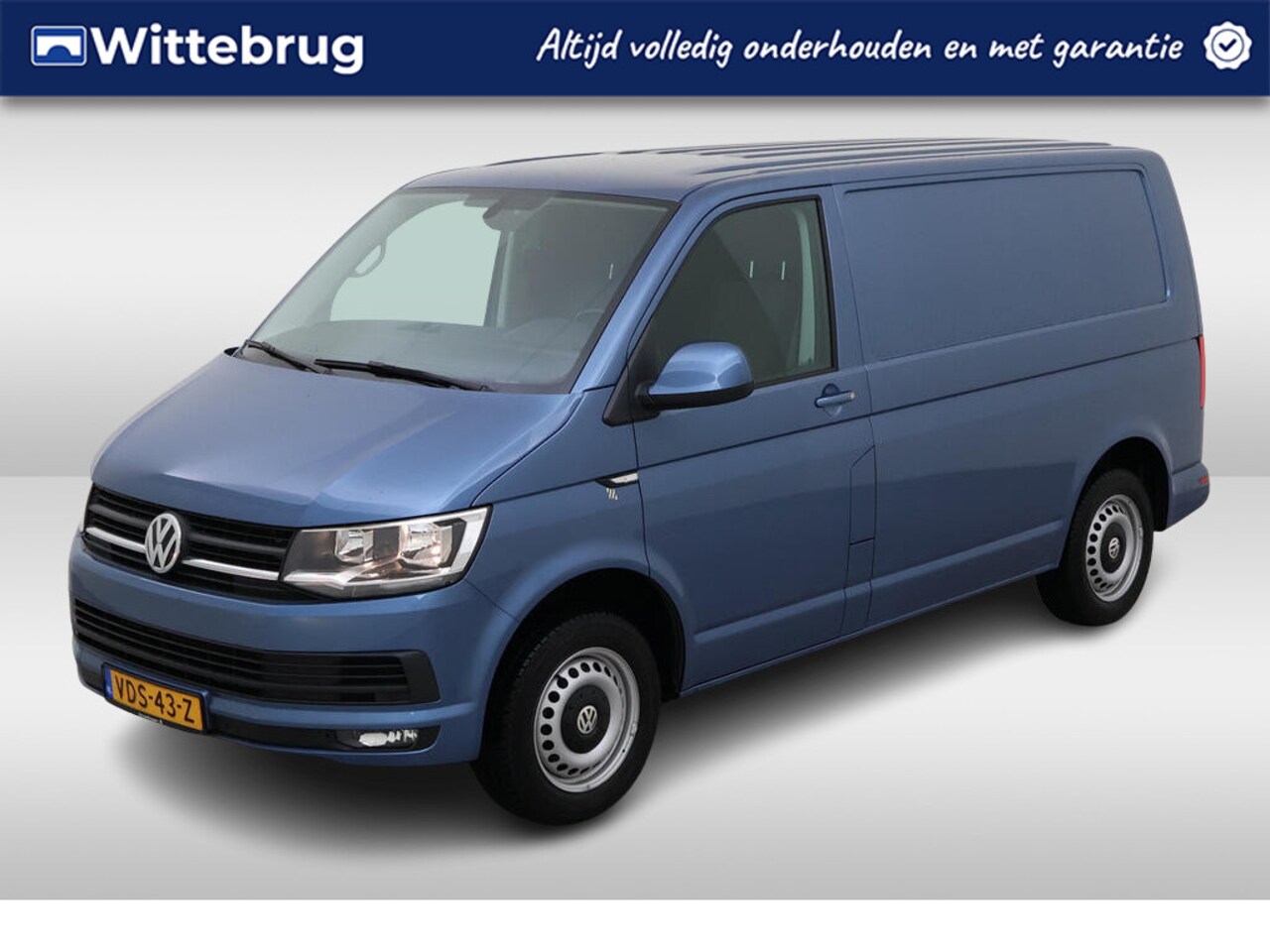 Volkswagen Transporter - 2.0 TDI L1H1 Highline 150 pk Automaat / Navigatie / PDC - AutoWereld.nl